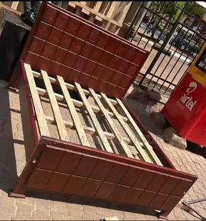 Musambya Wood Tile Board Bed - Mahogany Finish