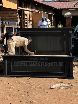 Full Board Bed 5x6 - Musambya Wood