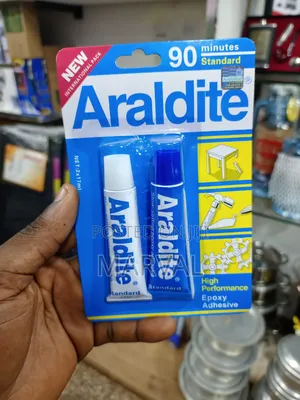 Araldite 90 Minutes Standard Epoxy Adhesive (2 x 17ml)