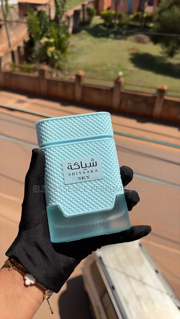 Shiyaaka Sky by Khadlaj Parfum - 1
