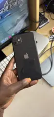 Apple iPhone 11 64GB Black - 2
