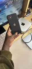 Apple iPhone 11 64GB Black - 3