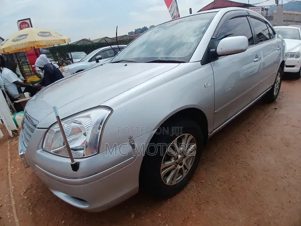 Toyota Premio 1.8 AWD 2007 Silver - 1