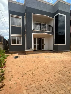 4 Bedroom Bungalow for Sale in Seguku, Central Division