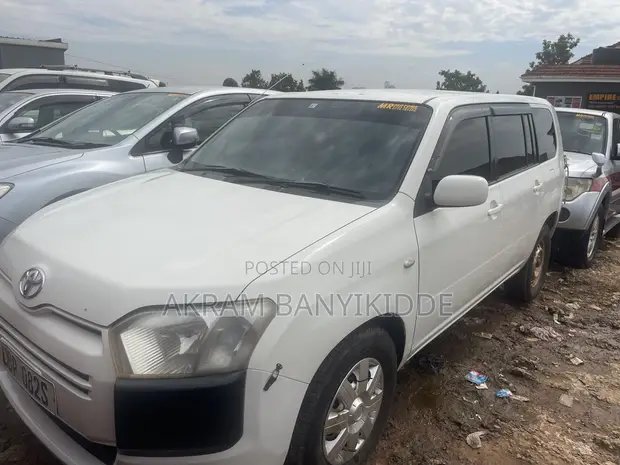 Toyota Probox 2016 White - 1