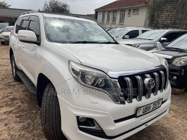 Toyota Land Cruiser Prado 2015 White - 1