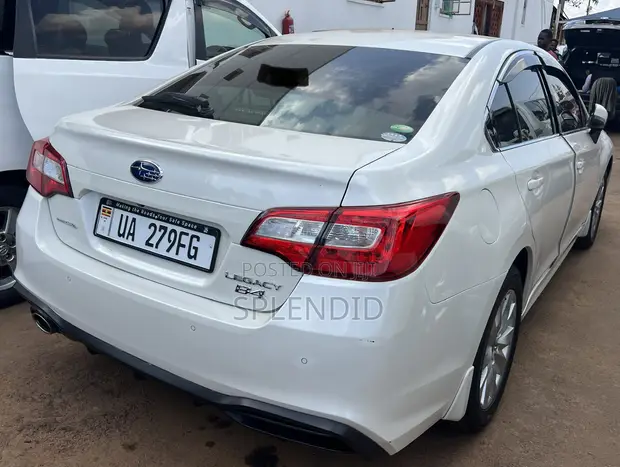 Subaru Legacy B4 2018 White - 1