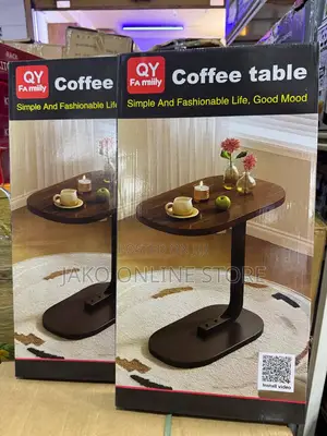 QY Family Coffee Table