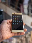 Sony Xperia XA1 Plus 32GB Gold - 3