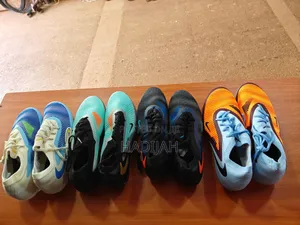 Nike Sports Hub Boots