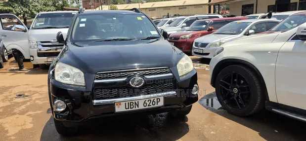 Toyota RAV4 2011 Black - 1