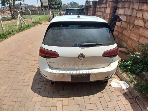 Volkswagen Golf GTI 2.0T Autobahn 2018 White - 1