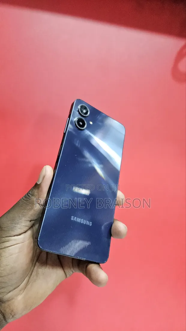 Samsung Galaxy A06 128GB Purple - 1