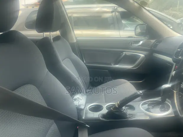 Subaru Legacy 2008 Silver - 1