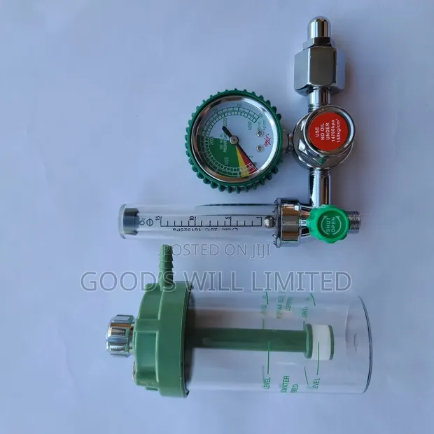 Medical Oxygen Regulator with Flow Meter & Humidifier - 1