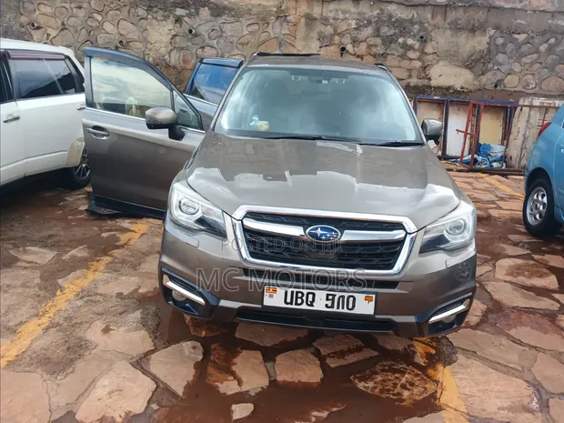 Subaru Forester 2.0XT Premium AWD 2016 Gray - 1