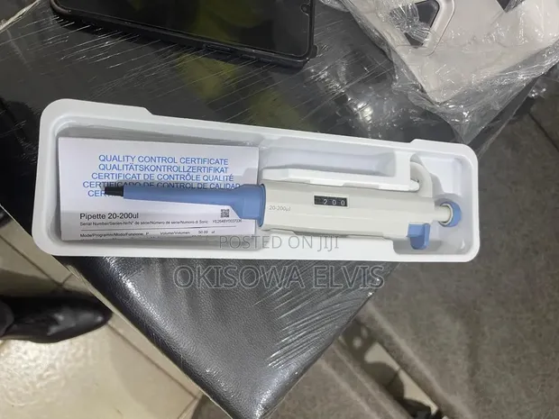 Micro Pipettor - Laboratory Equipment - 1