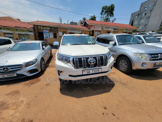 Toyota Land Cruiser Prado 2018 - 1