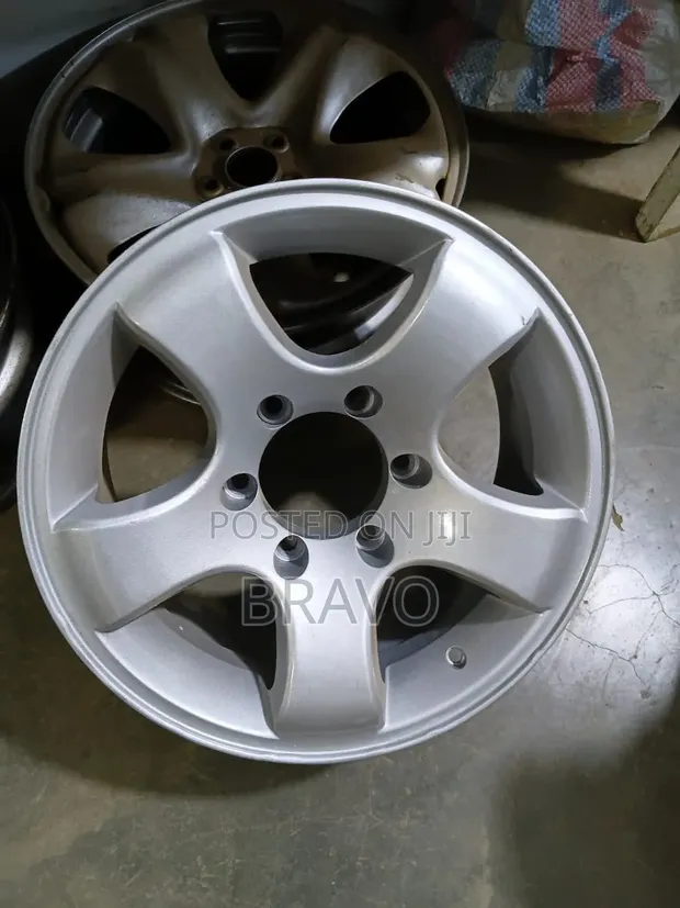 One Piece Rim for Nissan Patrol Size 16 - 1