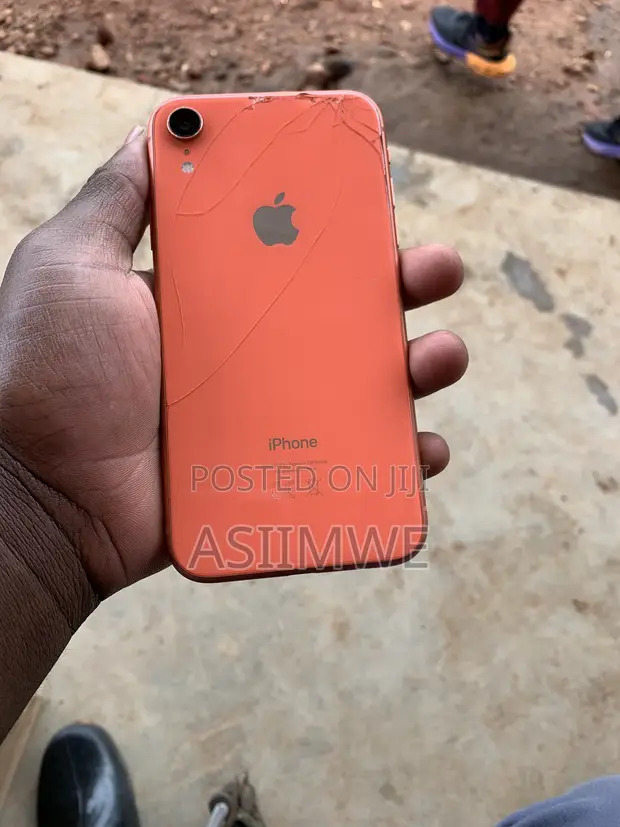 Apple iPhone XR 64GB Orange - 1