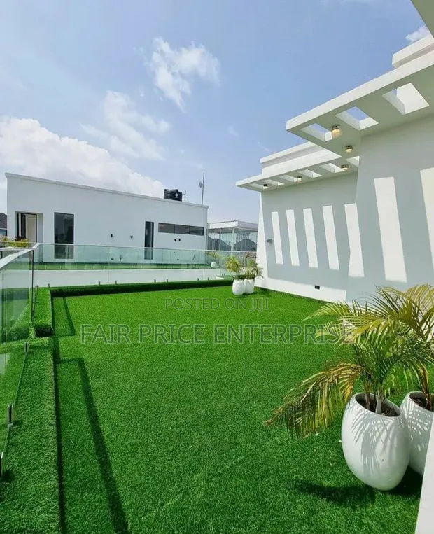 Quality Artificial Grass Carpet - Per Square Meter - 1