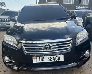 Toyota Vanguard 2012 Black