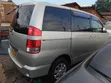 Toyota Noah 2005 - 4