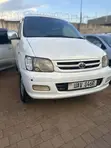 Toyota Noah 2002 - White - 4