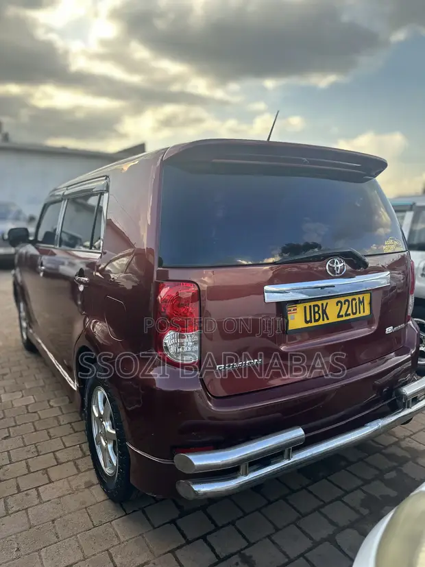Toyota Corolla Rumion 2007 Maroon - 1
