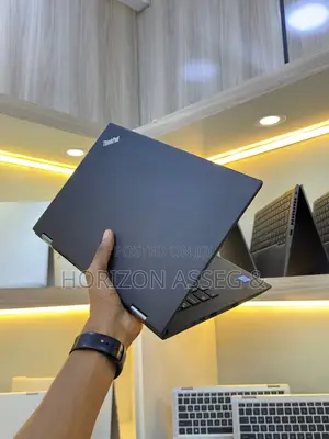 Lenovo ThinkPad X1 Yoga Gen 2 Laptop