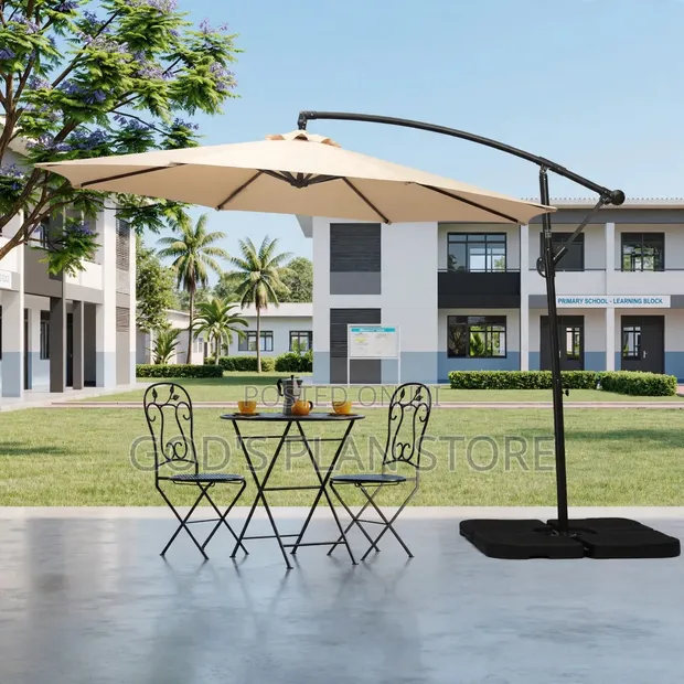Outdoor Garden Umbrella for Bars/Beaches - 1