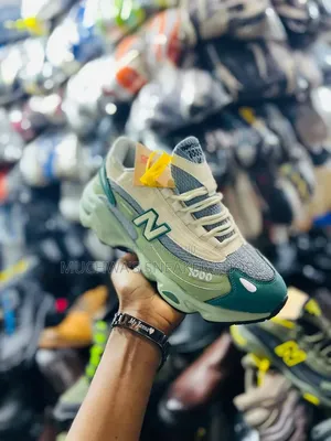 New Balance 1000 Sneakers