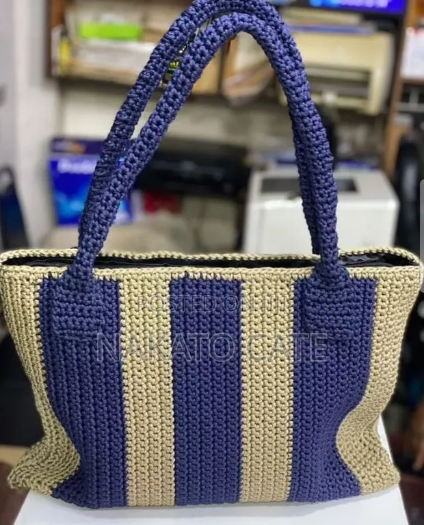 Crochet Handbag - Customizable - 1