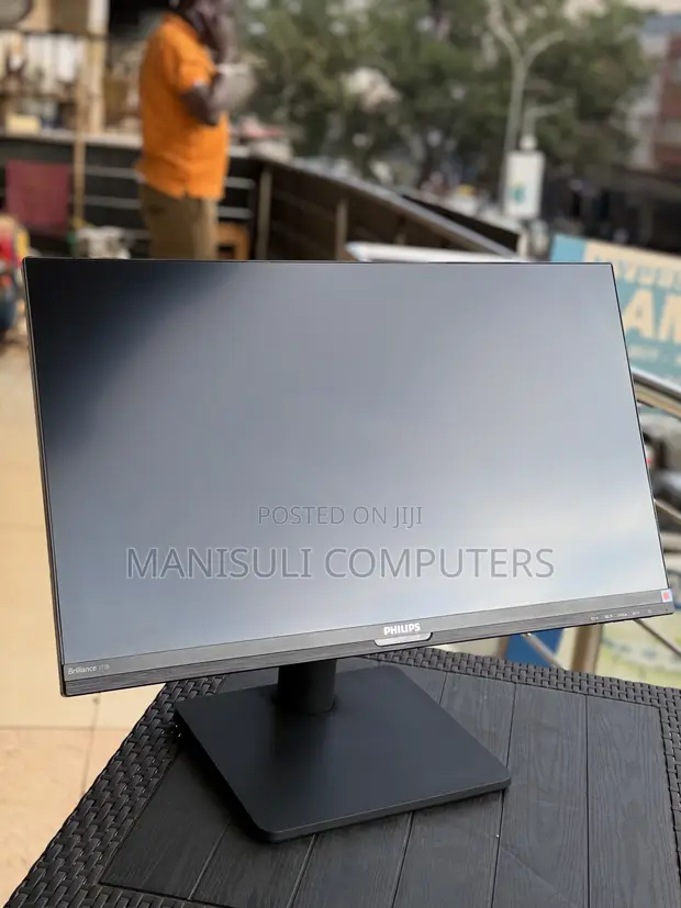 Philips 27 Inch IPS Monitor - Type C, HDMI, DP - 1