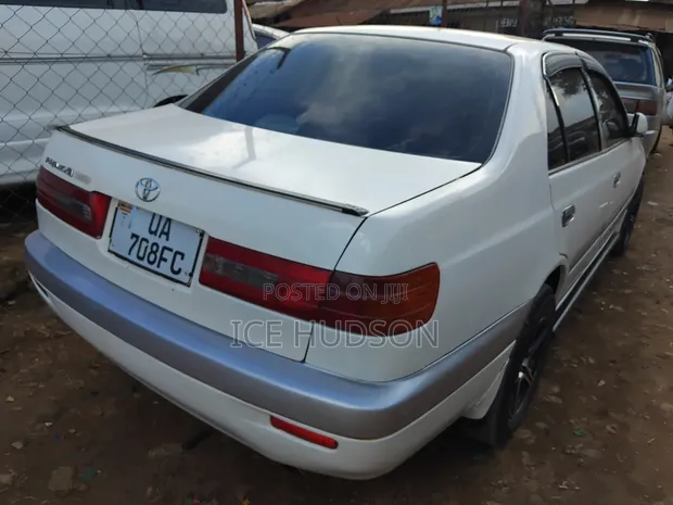 Toyota Corona Premio 2001 White - 1