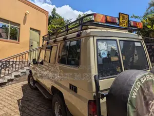 Toyota Land Cruiser 2006