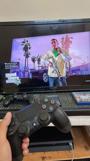 PS4 Slim Console