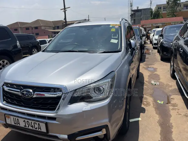 Subaru Forester 2014 Silver - 1