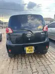 Toyota Porte 2005 Black - 4