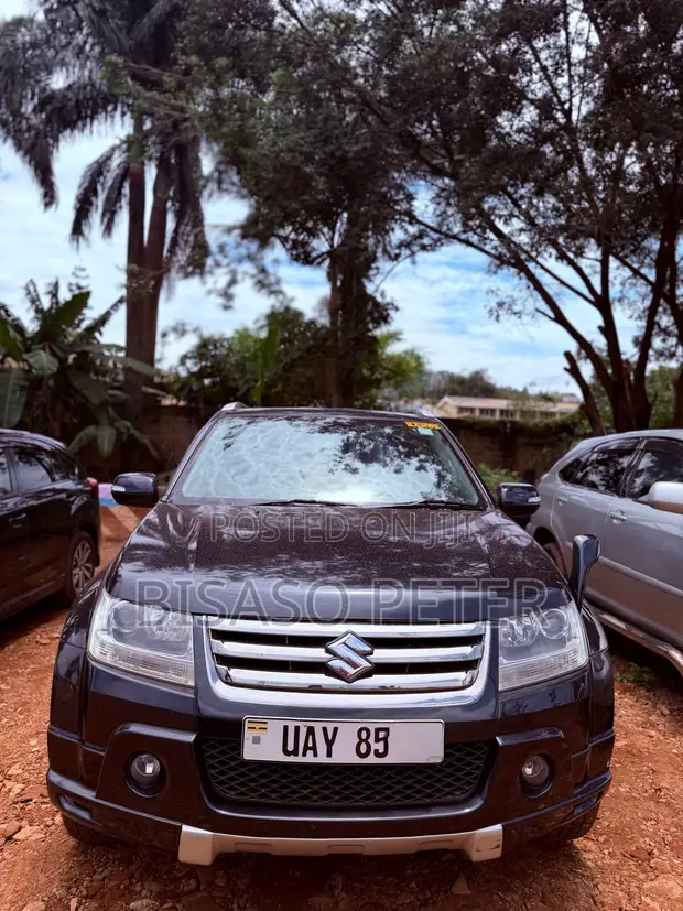 Suzuki Escudo 2007 Black - 1