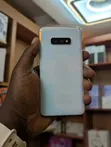 Samsung Galaxy S10e 128GB White - 1