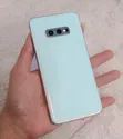 Samsung Galaxy S10e 128GB White - 2
