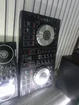 Pioneer DJ Controller - 4
