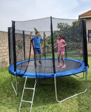 IONiX 10ft Trampoline with Safety Enclosure