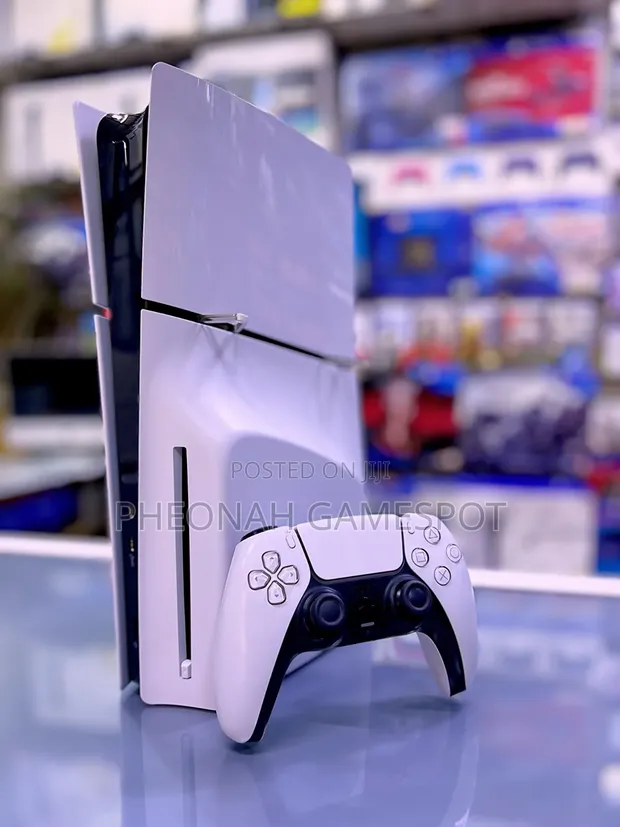 UK Used PlayStation 5 Slim Disc Edition - 1