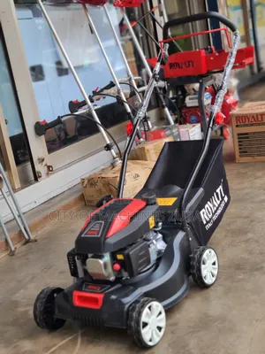 Brand New Heavy Duty Gasoline Lawn Mower