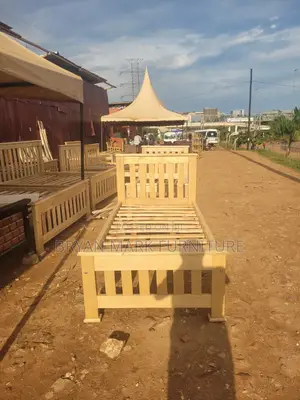 Barcode Bed 3x6 - Natural Musambya Wood