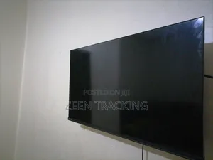 Hisense 32" Smart TV