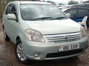 Toyota Raum 1.5 AWD 2006 Blue
