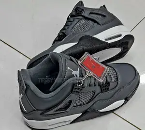 Air Jordan 4 Sneakers